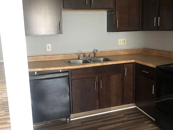 5th image of 2642-2644 Cleveland Blvd #53