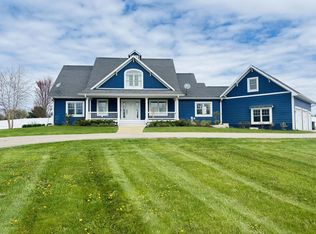 W3148 Springfield Rd, Lake geneva, WI 53147