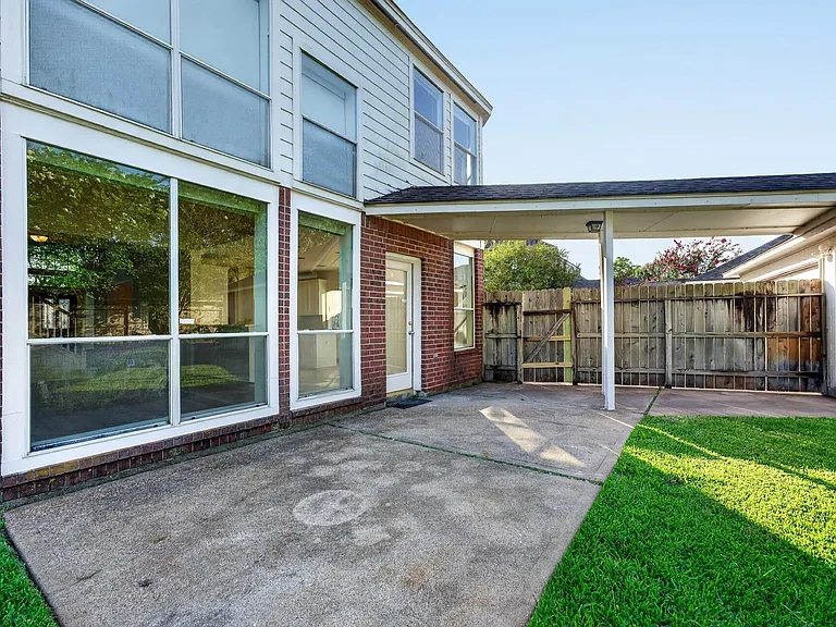 1727 Emma Cove Ct — Photo 35