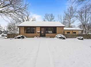 1105 Eastern Dr, Urbana, IL
