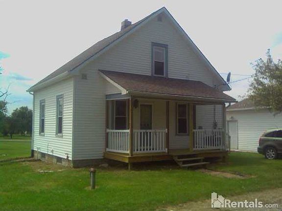 2nd image of 23140 Elm St