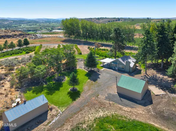 1013 Potter Rd, Tieton, WA 98947