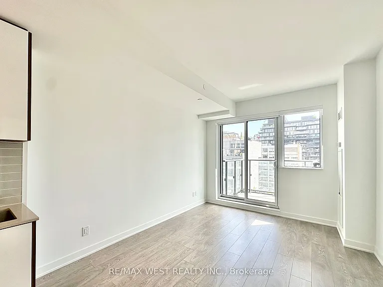 543 Richmond St W #808 — Photo 6