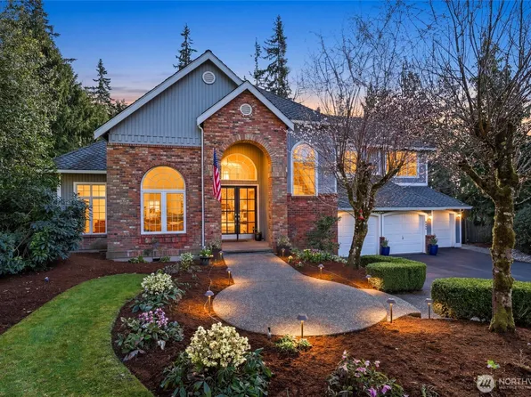 9604 215th Avenue NE, Redmond, WA 98053