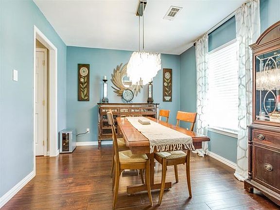 5th image of 2515 Beechmont Dr