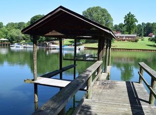 13914 Point Lookout Rd, Charlotte, NC 28278