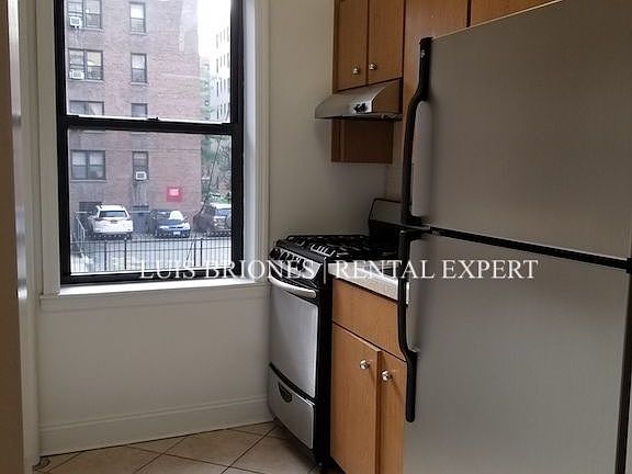 5th image of 6620 108th St APT 1B