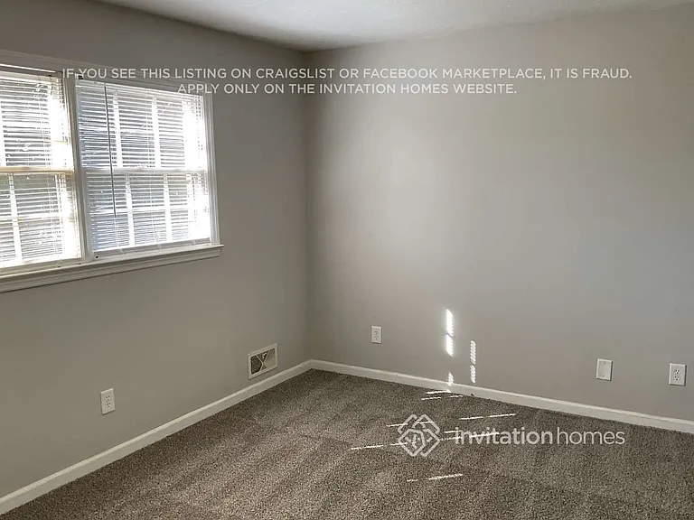 2424 Martin Luther King Jr Blvd — Photo 13