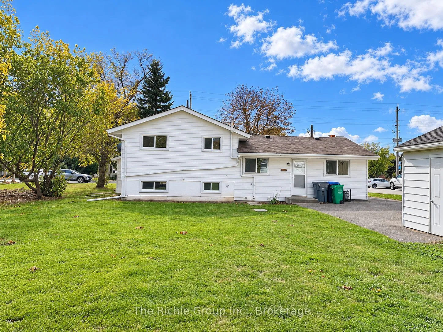 4 bed, $3,700 — Photo 2