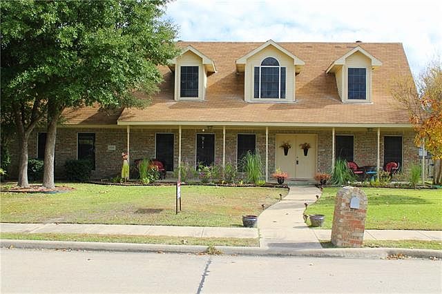 1st image of 6710 Wilhelmina Dr