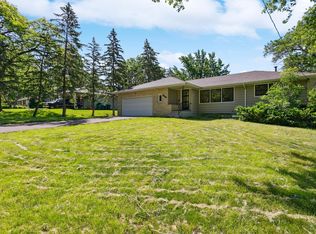 4905 34th Ave N, Golden Valley, MN 55422