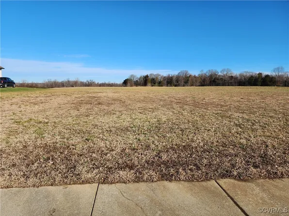 11524 Sinker Creek Dr #29, Chester, VA 23836
