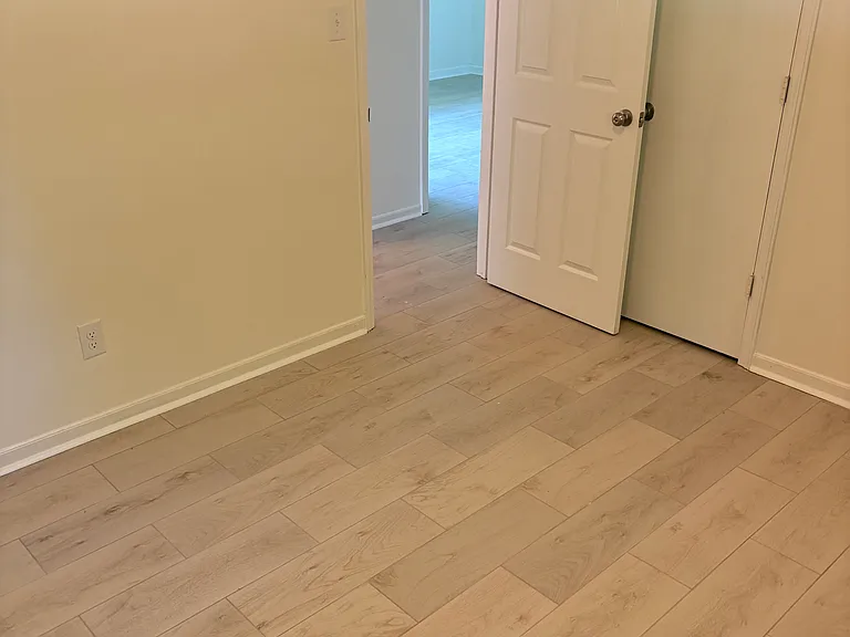 118 Stone Dr — Photo 5