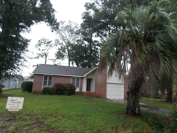 706 Plantation Dr, Myrtle Beach, SC 29575