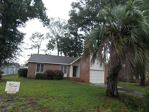 706 Plantation Dr Photo 1