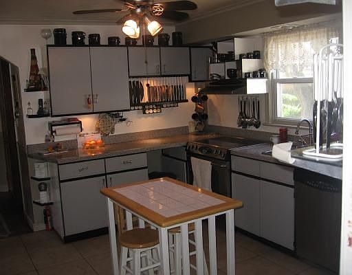 Another view of the kitchen