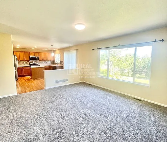 17273 E Lake Dr — Photo 6