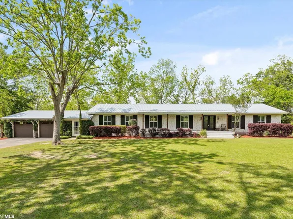 32877 W Carrier Dr, Lillian, AL 36549