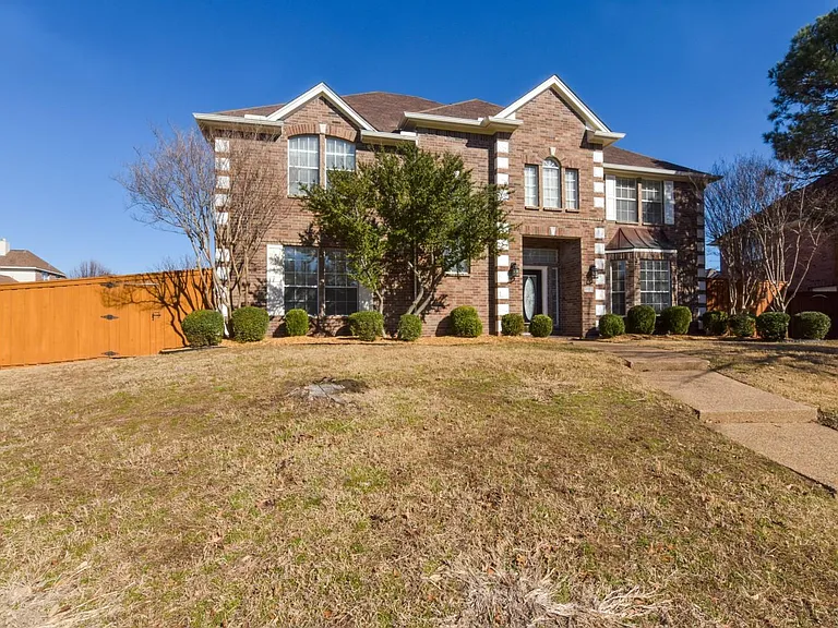 8512 Mesa Verde Dr — Photo 2