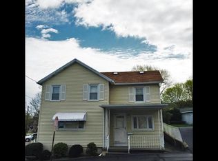 401 Chestnut St, Dunmore, PA 18512