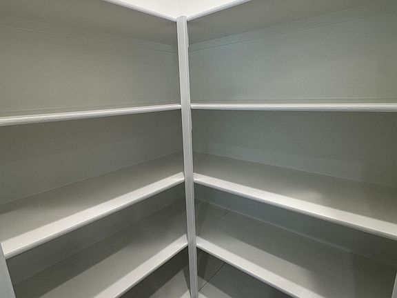 Kitchen pantry