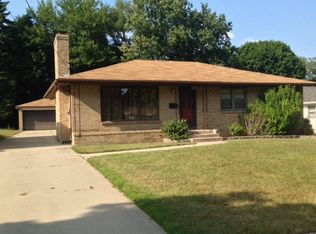 1453 10th St NW, Grand Rapids, MI