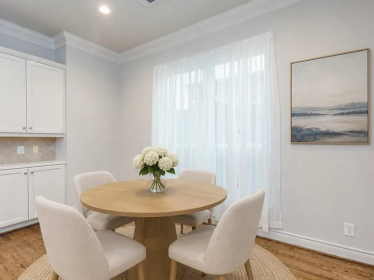 2504 Park St #B — Photo 17