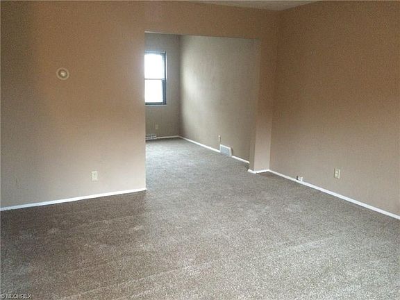 2nd image of 2425 Northland St APT 1
