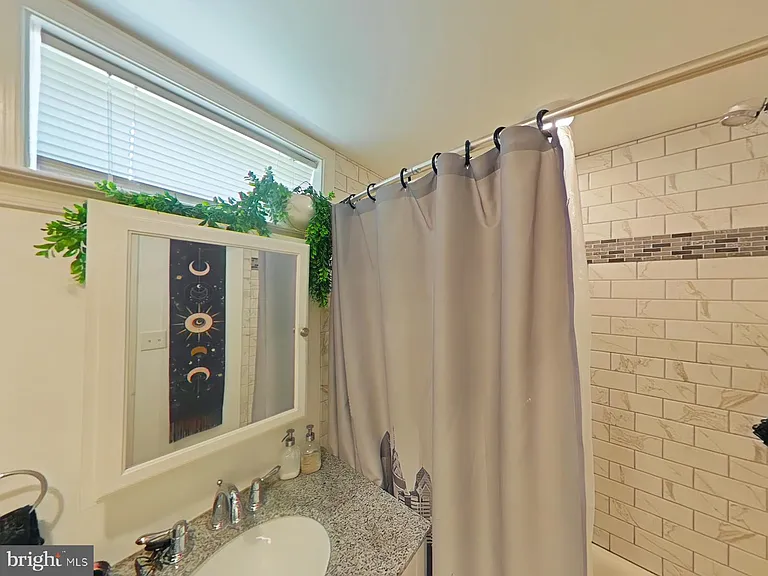 4539 Mitchell St #301 — Photo 4