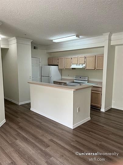 1st image of 11500 Villa Grand APT 302
