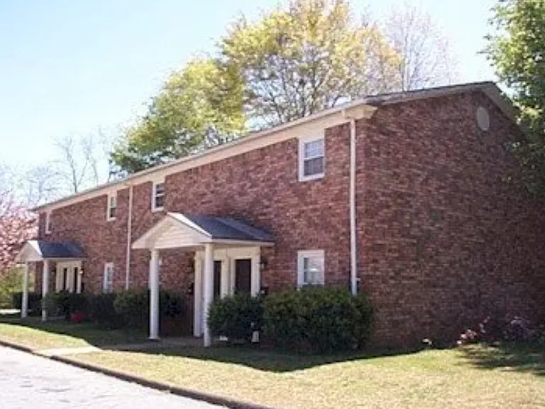 18-20 Powell Pl #20A — Photo 2