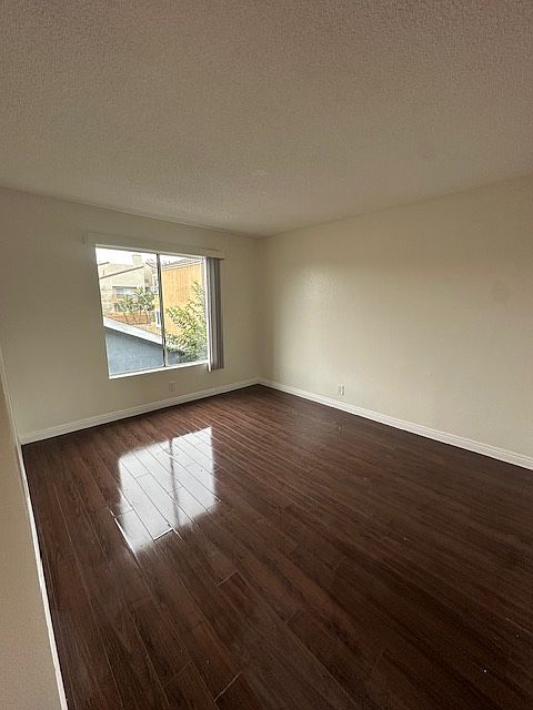 1st image of 14008 McClure Ave APT P