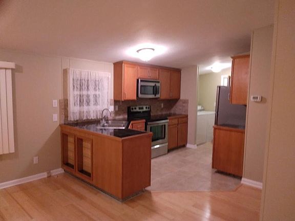 5th image of 10200 Dillon Ave
