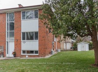 451 Leslie St #1, Toronto, ON M4M3E5