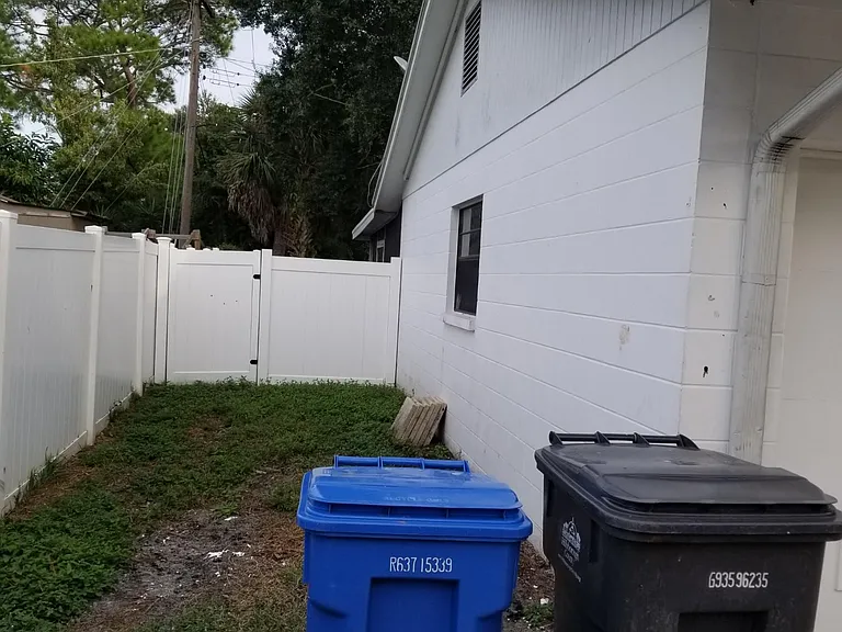 6717 Mornay Cir — Photo 37