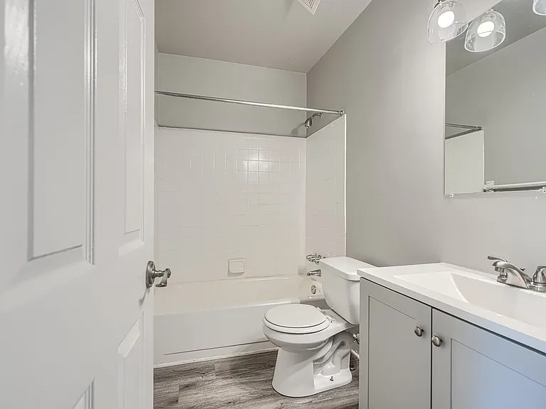 333 S Fremont Ave #A — Photo 15