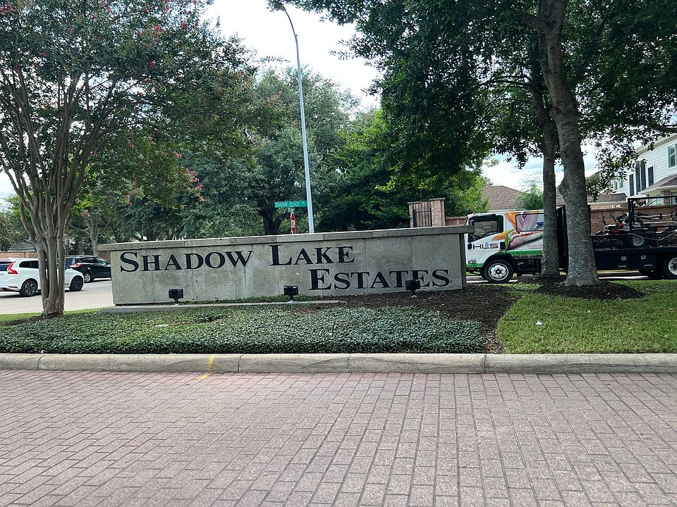1st image of 12215 Shadowhollow Dr