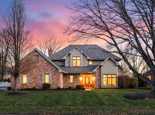 2591 Merrimont Dr, Troy, OH 45373