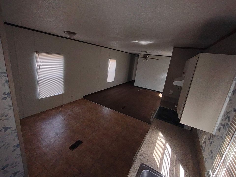 1st image of 1601 Linares Way