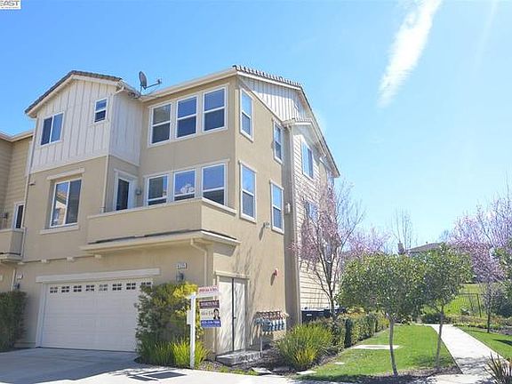 2nd image of 6239 Byron Ln