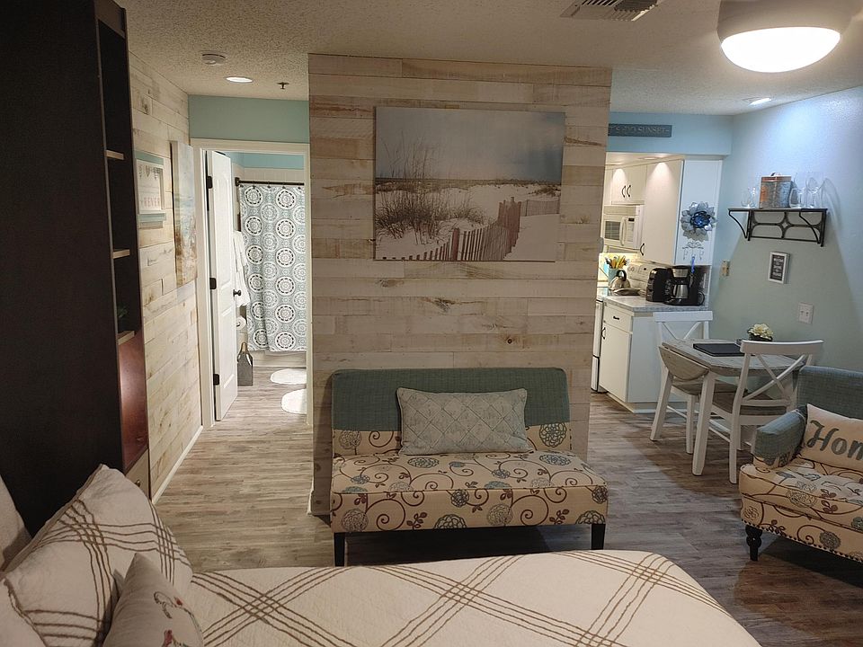 1st image of 2164 Vista Del Sol Cir Unit 515