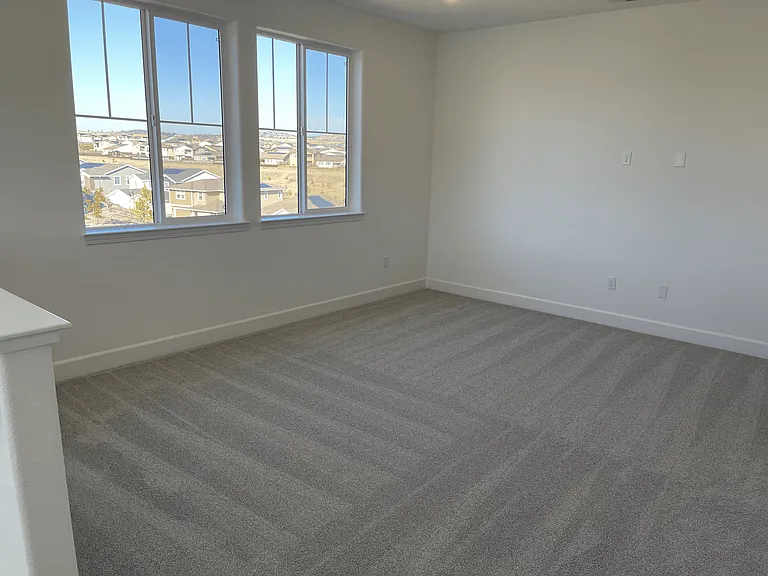 3362 Hedgerow Dr — Photo 12