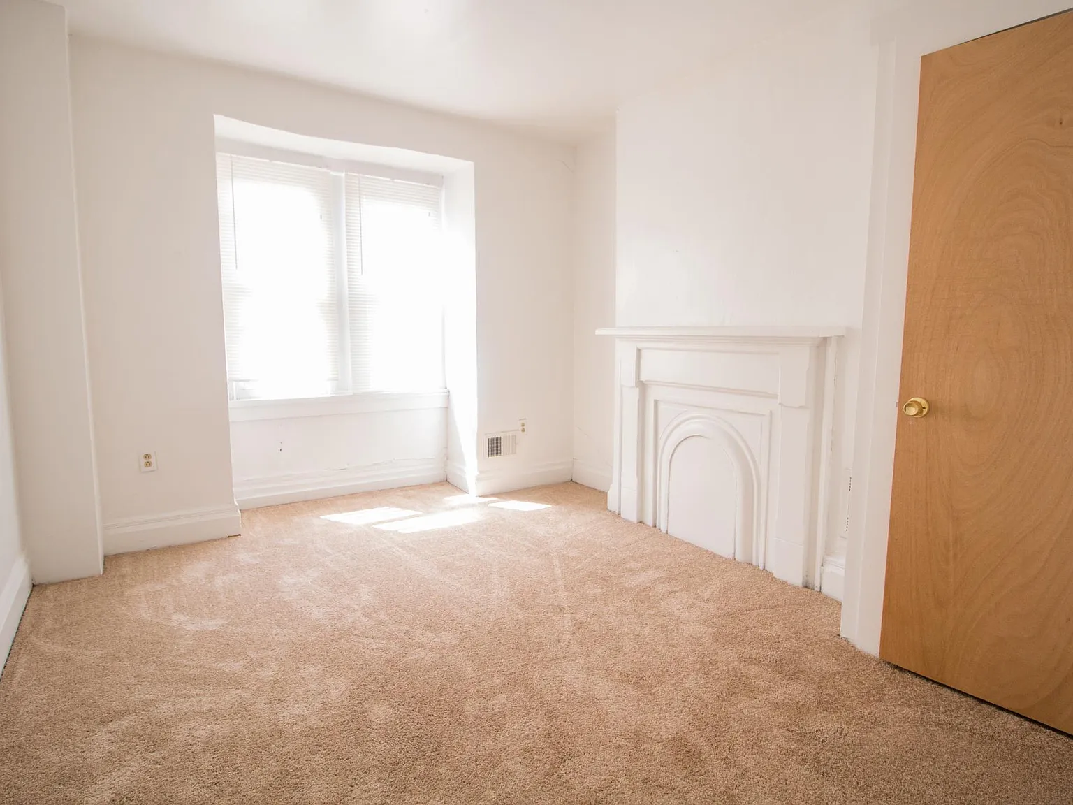 3 bed, 1224 sqft, $1,400 — Photo 3