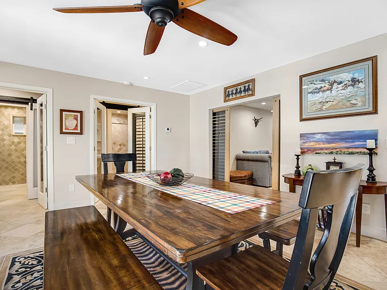 2032 E La Jolla Dr — Photo 16