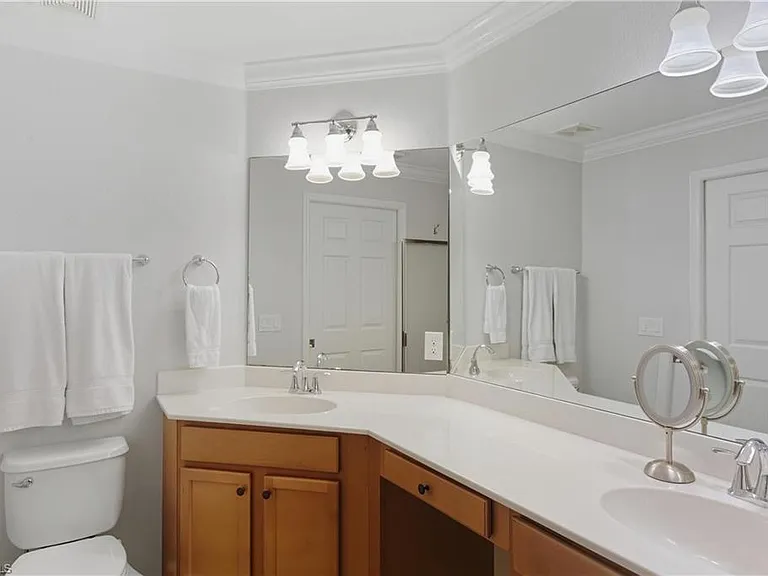 9844 Venezia Cir #714 — Photo 28