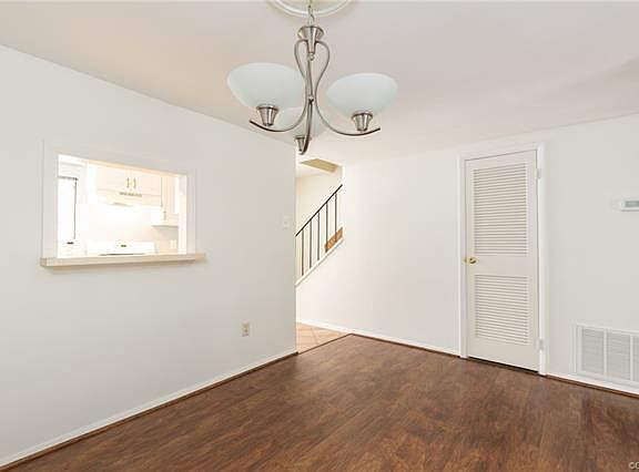 3rd image of 11818 S Briar Patch Dr