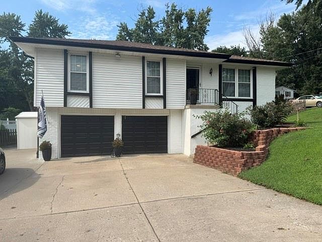 1st image of 4744 NE 38th St