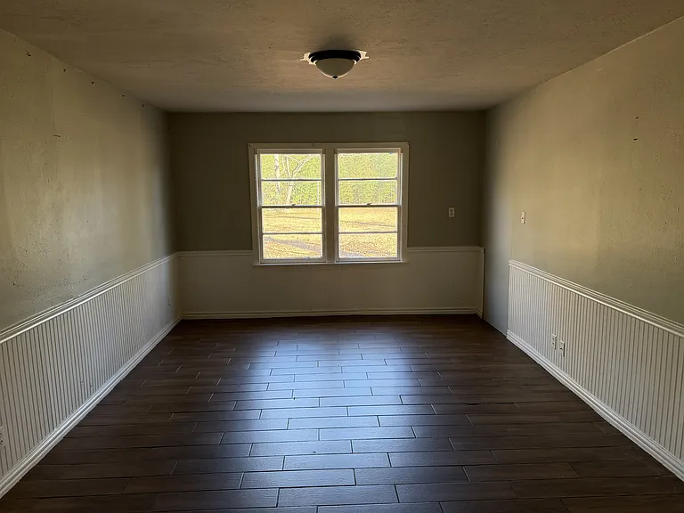 302 Harris Blvd — Photo 5