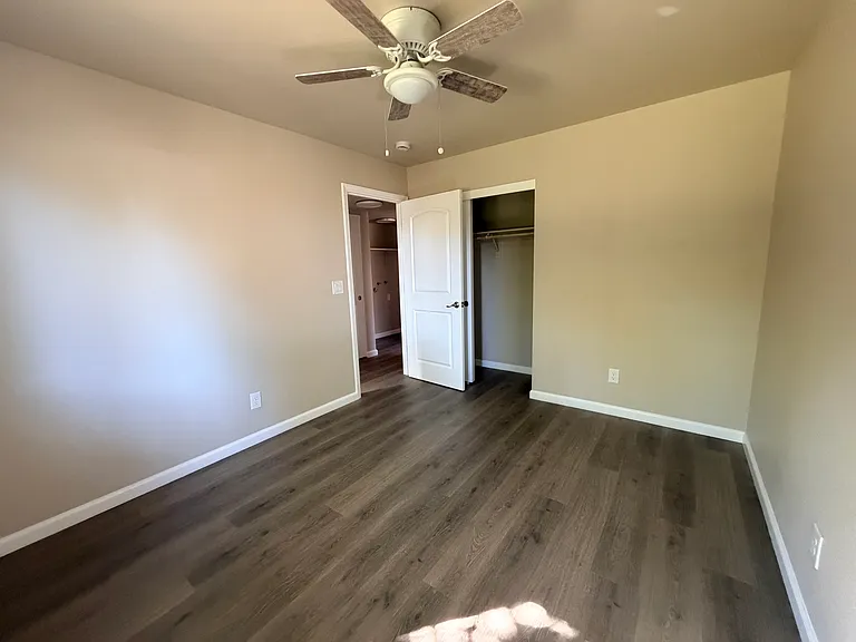 2nd bedroom.