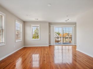 314 Avenue B #2, Bayonne, NJ 07002